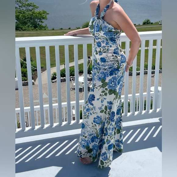 REFORMATION Veria Silk Floral Maxi Halter Tie Gown Size 0 Lucca Blue White Flora - Picture 5 of 6